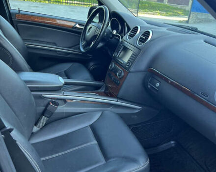 Черный Мерседес ГЛ-класс, объемом двигателя 4.66 л и пробегом 278 тыс. км за 11900 $, фото 18 на Automoto.ua