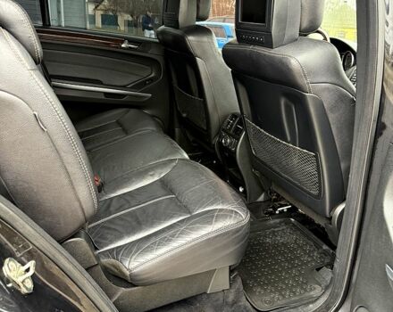 Чорний Мерседес ГЛ-Клас, об'ємом двигуна 4.7 л та пробігом 220 тис. км за 9300 $, фото 11 на Automoto.ua