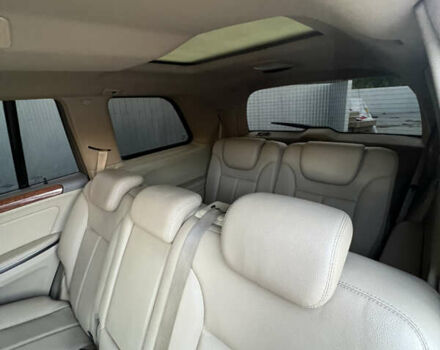 Черный Мерседес ГЛ-класс, объемом двигателя 4.7 л и пробегом 300 тыс. км за 8900 $, фото 25 на Automoto.ua