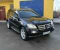 Черный Мерседес ГЛ-класс, объемом двигателя 5.5 л и пробегом 250 тыс. км за 10500 $, фото 1 на Automoto.ua