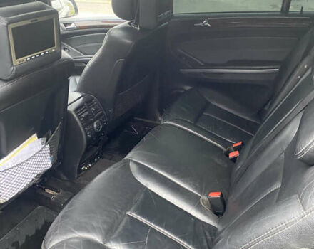 Чорний Мерседес ГЛ-Клас, об'ємом двигуна 4.66 л та пробігом 290 тис. км за 11000 $, фото 5 на Automoto.ua