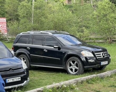 Черный Мерседес ГЛ-класс, объемом двигателя 5.5 л и пробегом 245 тыс. км за 17000 $, фото 12 на Automoto.ua