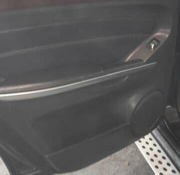 Черный Мерседес ГЛ-класс, объемом двигателя 2.99 л и пробегом 370 тыс. км за 16000 $, фото 20 на Automoto.ua