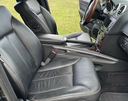 Черный Мерседес ГЛ-класс, объемом двигателя 4.66 л и пробегом 286 тыс. км за 14500 $, фото 28 на Automoto.ua