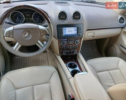 Черный Мерседес ГЛ-класс, объемом двигателя 4.66 л и пробегом 145 тыс. км за 14999 $, фото 3 на Automoto.ua