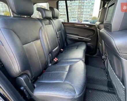 Черный Мерседес ГЛ-класс, объемом двигателя 4.66 л и пробегом 152 тыс. км за 11490 $, фото 12 на Automoto.ua