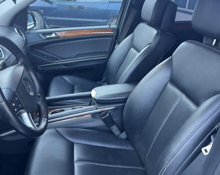 Черный Мерседес ГЛ-класс, объемом двигателя 4.66 л и пробегом 278 тыс. км за 11900 $, фото 15 на Automoto.ua