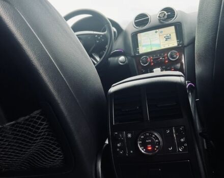 Черный Мерседес ГЛ-класс, объемом двигателя 5.5 л и пробегом 240 тыс. км за 14999 $, фото 9 на Automoto.ua