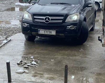Чорний Мерседес ГЛ-Клас, об'ємом двигуна 5.46 л та пробігом 250 тис. км за 10600 $, фото 3 на Automoto.ua