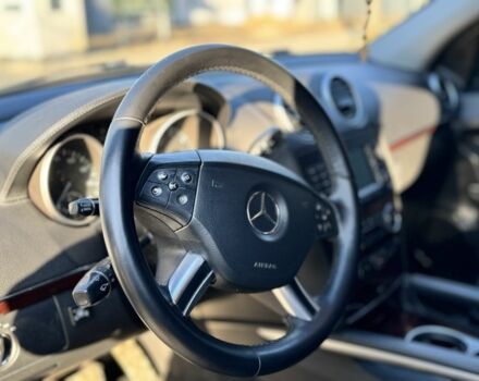 Черный Мерседес ГЛ-класс, объемом двигателя 5.5 л и пробегом 230 тыс. км за 12500 $, фото 12 на Automoto.ua