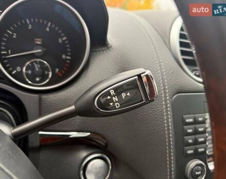 Мерседес ГЛ-класс 2007 в Киеве на Automoto.ua Черный Мерседес ГЛ-класс, объемом двигателя 4.66 л и пробегом 152 тыс. км за 11990 $, фото 20 на Automoto.ua