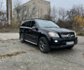 Черный Мерседес ГЛ-класс, объемом двигателя 5.46 л и пробегом 249 тыс. км за 10000 $, фото 1 на Automoto.ua