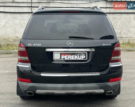 Черный Мерседес ГЛ-класс, объемом двигателя 4.66 л и пробегом 427 тыс. км за 10999 $, фото 4 на Automoto.ua