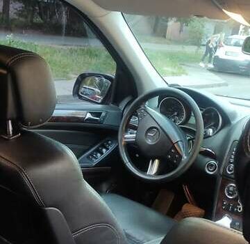 Чорний Мерседес ГЛ-Клас, об'ємом двигуна 2.99 л та пробігом 330 тис. км за 12999 $, фото 2 на Automoto.ua