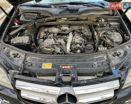 Чорний Мерседес ГЛ-Клас, об'ємом двигуна 2.99 л та пробігом 335 тис. км за 12000 $, фото 5 на Automoto.ua