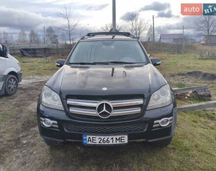 Чорний Мерседес ГЛ-Клас, об'ємом двигуна 4.66 л та пробігом 184 тис. км за 7500 $, фото 6 на Automoto.ua