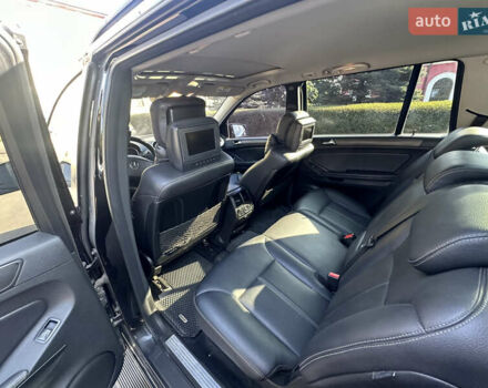 Черный Мерседес ГЛ-класс, объемом двигателя 4.66 л и пробегом 250 тыс. км за 10500 $, фото 21 на Automoto.ua