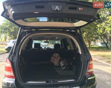 Чорний Мерседес ГЛ-Клас, об'ємом двигуна 5.46 л та пробігом 203 тис. км за 14000 $, фото 7 на Automoto.ua