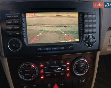 Черный Мерседес ГЛ-класс, объемом двигателя 4.66 л и пробегом 145 тыс. км за 14999 $, фото 11 на Automoto.ua