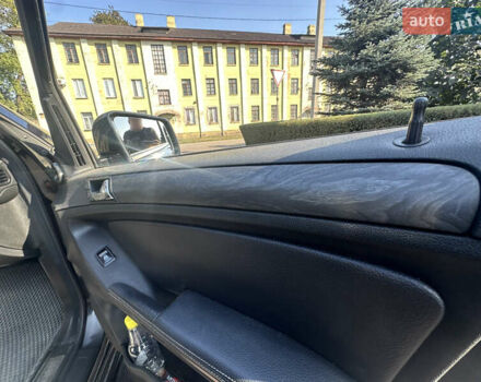 Черный Мерседес ГЛ-класс, объемом двигателя 4.66 л и пробегом 250 тыс. км за 10500 $, фото 16 на Automoto.ua