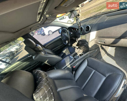 Чорний Мерседес ГЛ-Клас, об'ємом двигуна 4.66 л та пробігом 250 тис. км за 10500 $, фото 18 на Automoto.ua