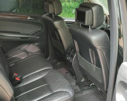 Черный Мерседес ГЛ-класс, объемом двигателя 5.5 л и пробегом 245 тыс. км за 17000 $, фото 21 на Automoto.ua