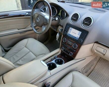 Черный Мерседес ГЛ-класс, объемом двигателя 4.66 л и пробегом 145 тыс. км за 14999 $, фото 9 на Automoto.ua