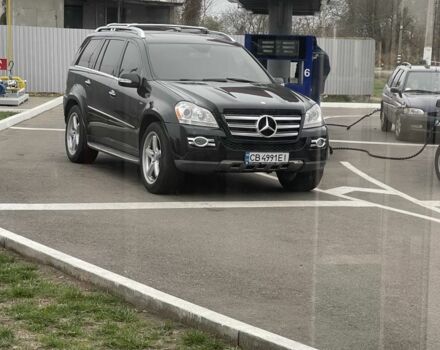 Черный Мерседес ГЛ-класс, объемом двигателя 5.5 л и пробегом 245 тыс. км за 17000 $, фото 3 на Automoto.ua