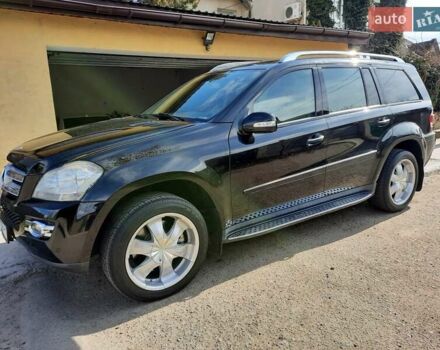 Чорний Мерседес ГЛ-Клас, об'ємом двигуна 4.7 л та пробігом 141 тис. км за 14999 $, фото 17 на Automoto.ua