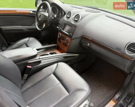 Чорний Мерседес ГЛ-Клас, об'ємом двигуна 4.66 л та пробігом 160 тис. км за 8900 $, фото 42 на Automoto.ua