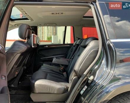 Черный Мерседес ГЛ-класс, объемом двигателя 5.46 л и пробегом 323 тыс. км за 10990 $, фото 8 на Automoto.ua