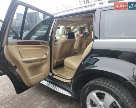 Черный Мерседес ГЛ-класс, объемом двигателя 5.46 л и пробегом 387 тыс. км за 13300 $, фото 8 на Automoto.ua