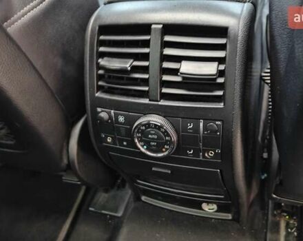 Чорний Мерседес ГЛ-Клас, об'ємом двигуна 4.66 л та пробігом 318 тис. км за 8900 $, фото 27 на Automoto.ua