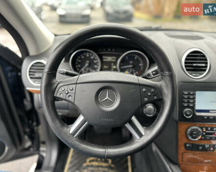 Черный Мерседес ГЛ-класс, объемом двигателя 2.99 л и пробегом 219 тыс. км за 15800 $, фото 26 на Automoto.ua