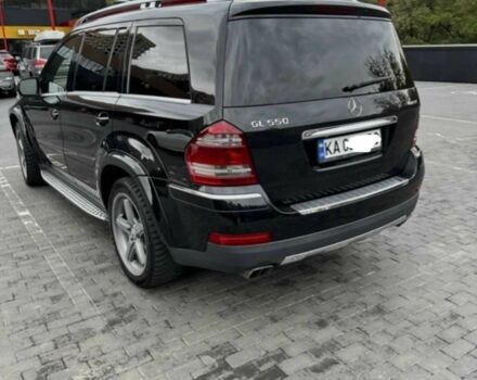 Черный Мерседес ГЛ-класс, объемом двигателя 0 л и пробегом 332 тыс. км за 12000 $, фото 1 на Automoto.ua