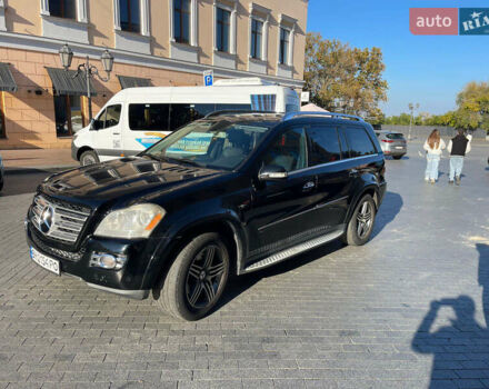 Черный Мерседес ГЛ-класс, объемом двигателя 5.46 л и пробегом 196 тыс. км за 12000 $, фото 6 на Automoto.ua