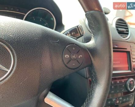 Черный Мерседес ГЛ-класс, объемом двигателя 5.46 л и пробегом 323 тыс. км за 10990 $, фото 21 на Automoto.ua