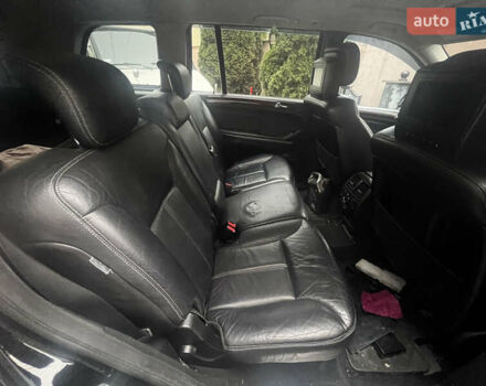 Черный Мерседес ГЛ-класс, объемом двигателя 5.46 л и пробегом 255 тыс. км за 10999 $, фото 5 на Automoto.ua