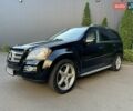 Черный Мерседес ГЛ-класс, объемом двигателя 5.46 л и пробегом 227 тыс. км за 10000 $, фото 1 на Automoto.ua