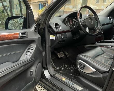 Черный Мерседес ГЛ-класс, объемом двигателя 5.5 л и пробегом 210 тыс. км за 15999 $, фото 4 на Automoto.ua
