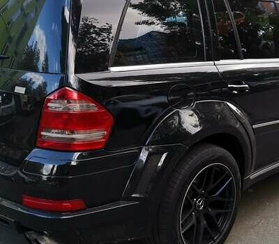 Чорний Мерседес ГЛ-Клас, об'ємом двигуна 5.46 л та пробігом 312 тис. км за 28000 $, фото 4 на Automoto.ua