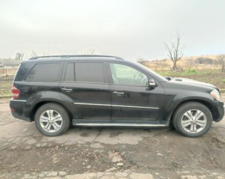 Чорний Мерседес ГЛ-Клас, об'ємом двигуна 4.7 л та пробігом 455 тис. км за 12000 $, фото 6 на Automoto.ua