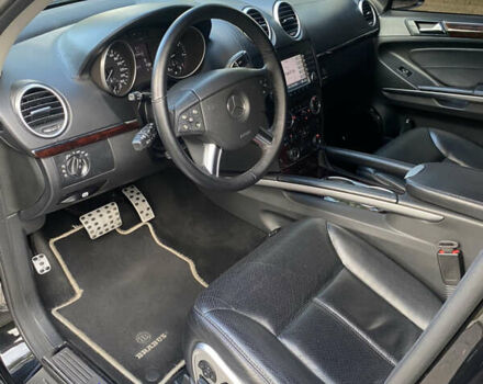 Черный Мерседес ГЛ-класс, объемом двигателя 5.46 л и пробегом 127 тыс. км за 16000 $, фото 10 на Automoto.ua