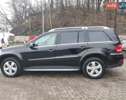 Черный Мерседес ГЛ-класс, объемом двигателя 5.46 л и пробегом 387 тыс. км за 13300 $, фото 1 на Automoto.ua