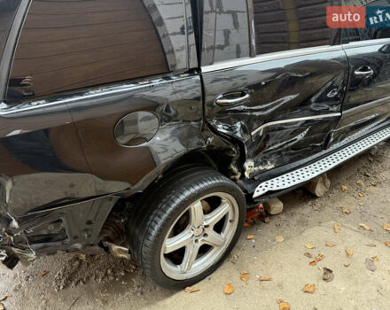 Черный Мерседес ГЛ-класс, объемом двигателя 5.46 л и пробегом 240 тыс. км за 6500 $, фото 4 на Automoto.ua