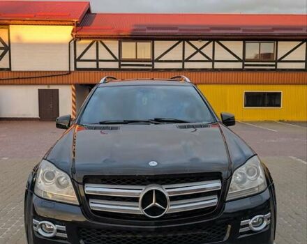 Черный Мерседес ГЛ-класс, объемом двигателя 5.46 л и пробегом 298 тыс. км за 15000 $, фото 5 на Automoto.ua