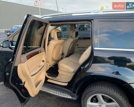 Мерседес ГЛ-класс 2008 в Боярка на Automoto.ua Черный Мерседес ГЛ-класс, объемом двигателя 5.46 л и пробегом 293 тыс. км за 12000 $, фото 15 на Automoto.ua