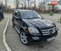 Черный Мерседес ГЛ-класс, объемом двигателя 5.46 л и пробегом 338 тыс. км за 13800 $, фото 1 на Automoto.ua