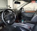 Черный Мерседес ГЛ-класс, объемом двигателя 4.66 л и пробегом 300 тыс. км за 12500 $, фото 19 на Automoto.ua