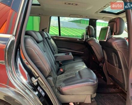 Черный Мерседес ГЛ-класс, объемом двигателя 5.46 л и пробегом 323 тыс. км за 10990 $, фото 10 на Automoto.ua